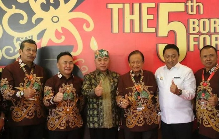 Isran Noor  saat “Talkshow Perimbangan Anggaran Daerah untuk Komoditas Perkebunan Kelapa Sawit dan Turunannya. (ft : adpim)
