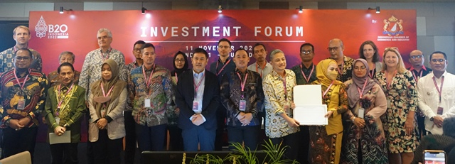Perwakilan Pemerintah Pusat, Pemerintah Daerah, Organisasi Masyarakat, dan Mitra Pembangunan Internasional membangun komitmen dalam praktik perkebunan berkelanjutan pada acara Sustainable Business and Investment