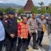 Gubernur Papua Lukas Enembe ditangkap di daerah Abepura, Jayapura, Papua, oleh tim KPK dibantu Polda Papua (foto : ist)