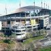 Stadion Utama Palaran. Megah dan luas, sayang kini kondisinya memprihatinkan.