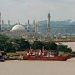 Pemandangan Kota Samarinda dengan Masjid Islamic Center Samarinda