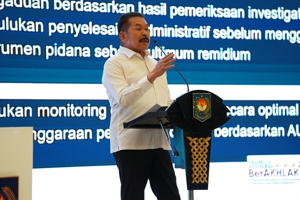 Jaksa Agung ST Buhanuddin
