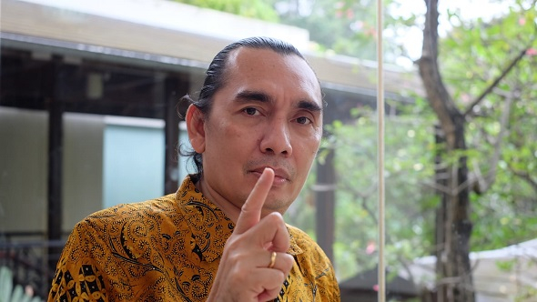 Azmi Syahputra - Dosen Hukum Pidana Universitas Trisakti
