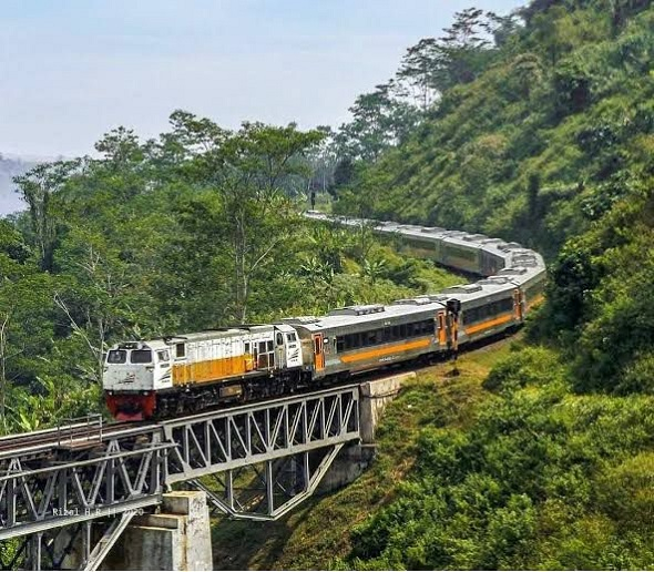 Cantik juga kalau ada kereta api dari Balikpapan menuju IKN