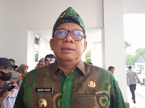Basri Rase - Wali Kota Bontang