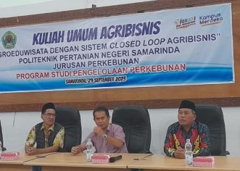 Ketua Umum Gertasi Wahid Erwani saat kuliah umum di kampus Politani Samarinda