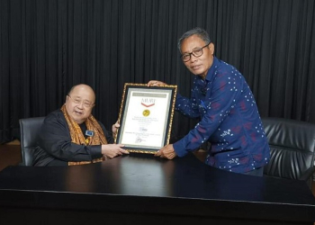 Di Gedung Jaya Suprana Institute, SMSI Paling Awal Menerima Penghargaan MURI